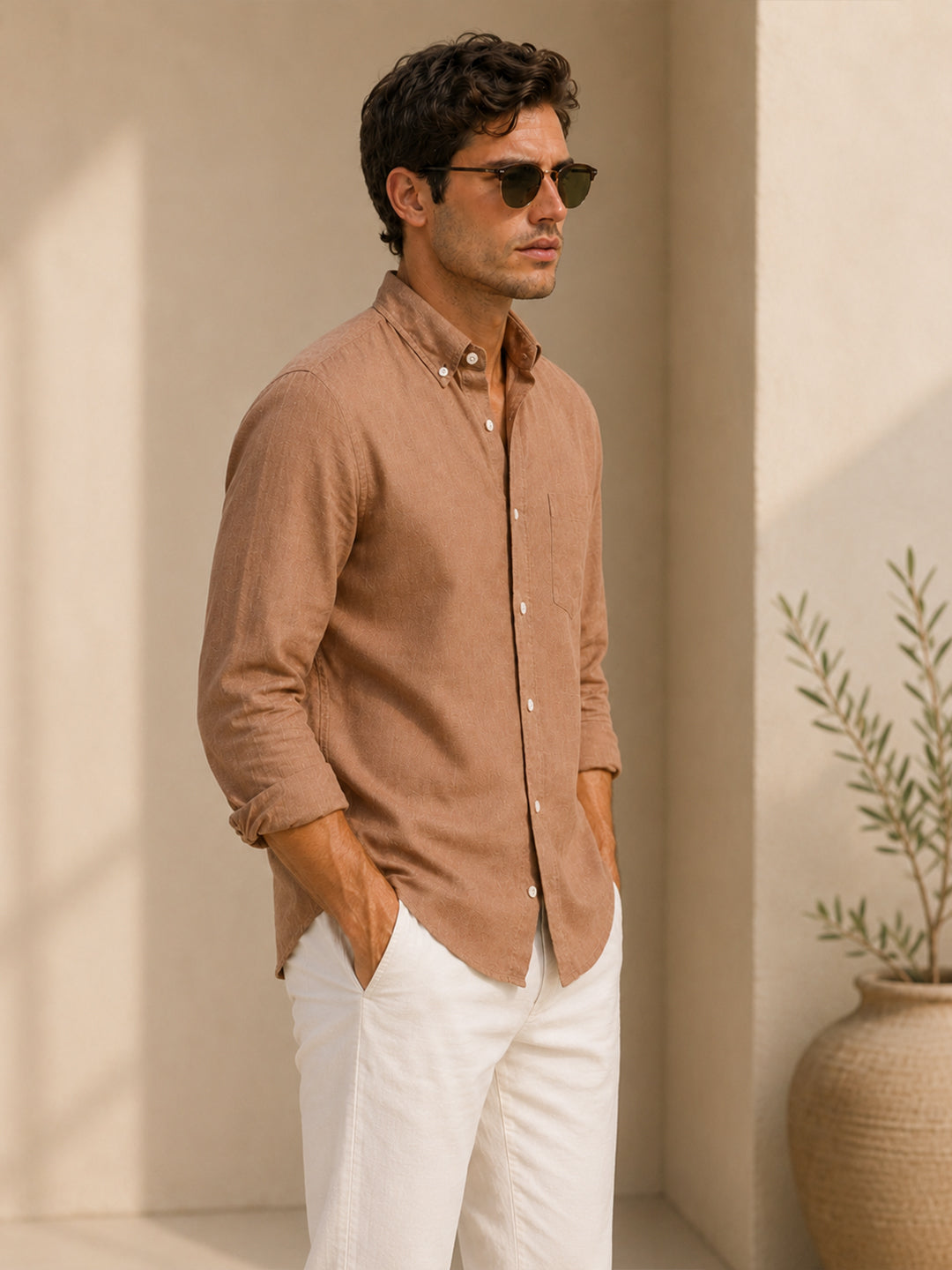 قميص كتان بني للرجال